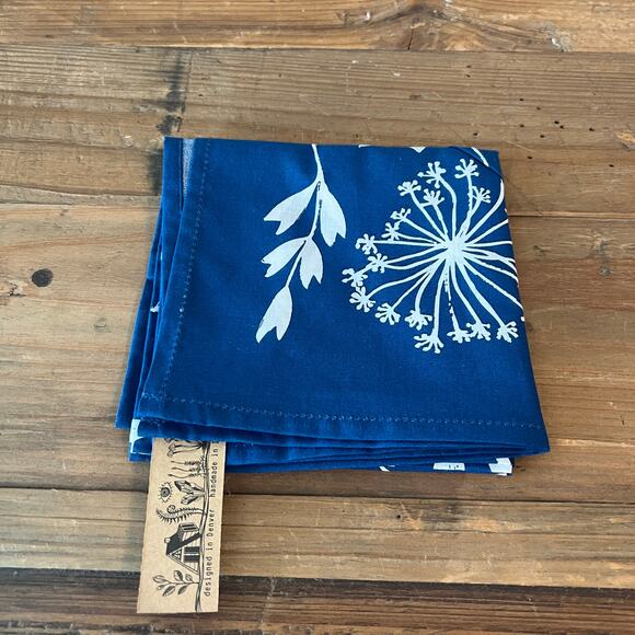 Women's 100% Cotton Blue Botanical Design Bandana NEW - Picture 2 of 7